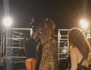 Daniela Mercury é atingida por spray de pimenta no Furdunço 2026 - Imagem