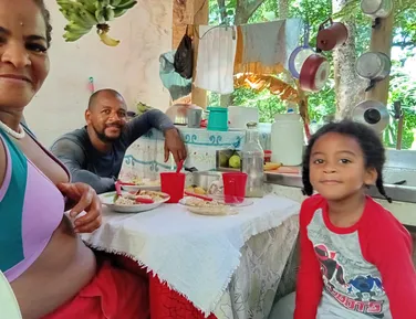 Dignidade ao chão: Família de Salvador denuncia demolição de imóvel - Imagem