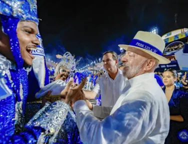 Escola de samba se pronuncia após críticas a desfile em homenagem a Lula - Imagem