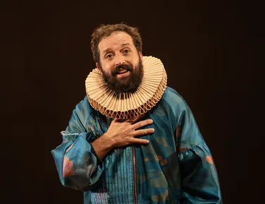 "Eu gosto da língua portuguesa contaminada e impura", diz Gregório Duvivier - Imagem