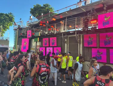 Fãs defendem Daniela Mercury e cobram abertura do Barra-Ondina - Imagem