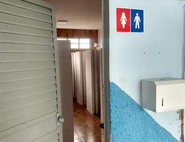 Fim do banheiro unissex? Nova lei proíbe uso nas instituições de ensino - Imagem