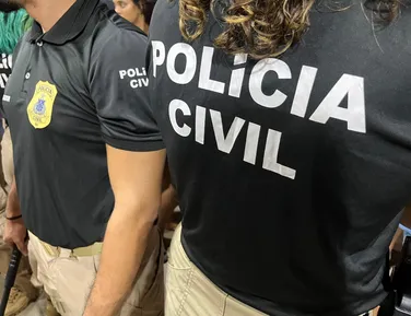 Idoso é preso por injúria racial contra trabalhador no Carnaval - Imagem