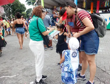 Mais de 10 mil pulseiras de identificação são distribuídas no Carnaval - Imagem