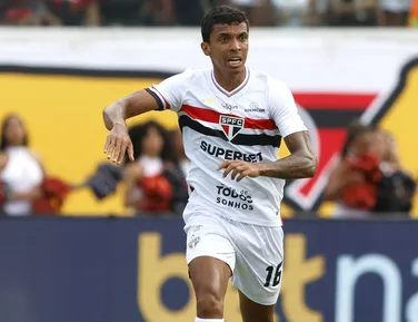 Meia que defendeu o Brasil na Copa do Mundo é anunciado por time da Série A - Imagem