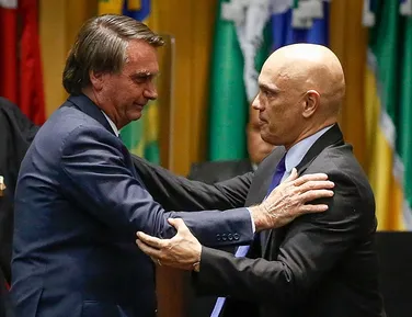 Moraes dá mais benefícios a Jair Bolsonaro na Papudinha - Imagem