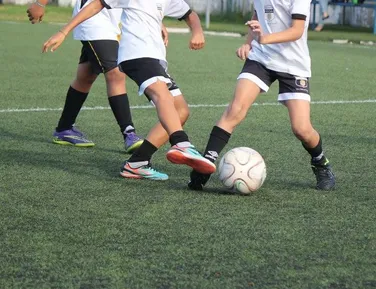 Professor de futebol é preso por aliciar sexualmente meninos na Bahia - Imagem