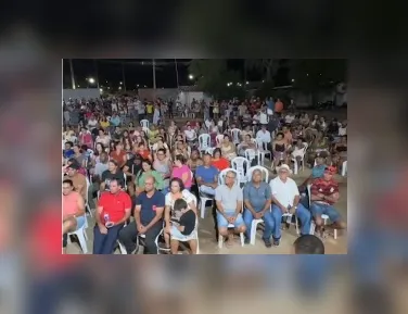 Retirolândia: secretária de Educação obriga funcionários a irem a evento político - Imagem