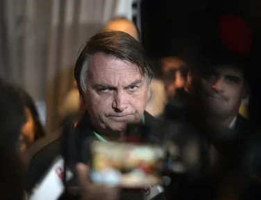 Risco de morte e 10 comorbidades: Bolsonaro apela por prisão domiciliar - Imagem