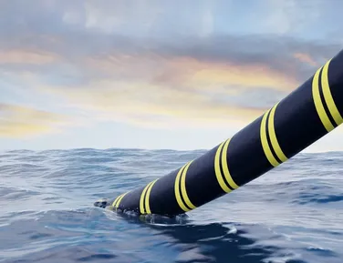 Submarinos russos monitoram cabos que sustentam 95% da internet global - Imagem