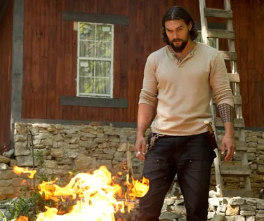 A série policial com Jason Momoa que já entrou no TOP 10 da Netflix - Imagem