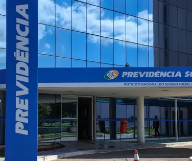 AGU cobra mais R$ 135 milhões ligados a desvios no INSS - Imagem