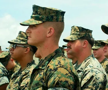 Apenas 4 episódios: nova série da Netflix sobre guerra vira sucesso - Imagem