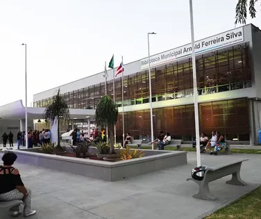 Após seis anos, biblioteca histórica é reaberta em Feira de Santana - Imagem