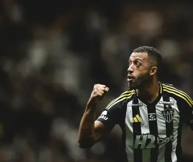 Bahia e Atlético-MG conversam sobre permanência de zagueiro para 2026 - Imagem