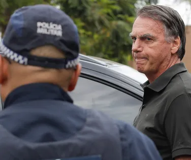 Bolsonaro tenta nova cartada para reduzir pena - Imagem