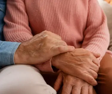 Casos de HIV em idosos crescem 441% em uma década no Brasil - Imagem