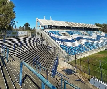 Com salários atrasados, time se recusa a treinar às vésperas de jogo decisivo - Imagem