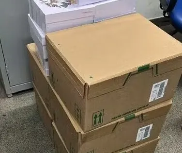 Cosméticos previstos para 2026 aparecem à venda ilegalmente no Feiraguay - Imagem