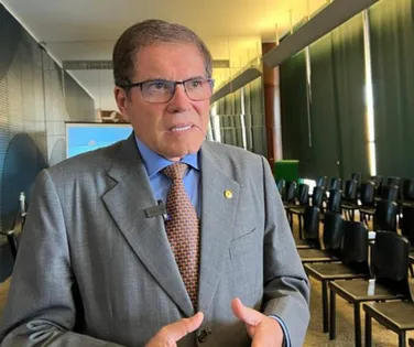 Deputado baiano concentrou R$ 152 milhões do orçamento secreto - Imagem