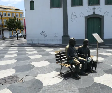 Desfile do Casal Noel ilumina Rio Vermelho - Imagem