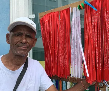 Festa de Santa Bárbara movimenta trabalho de ambulantes em Salvador - Imagem