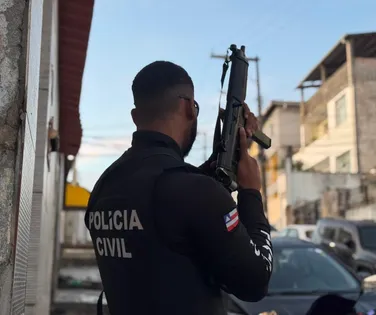 Homem é preso na Bahia por extorquir famílias de vítimas de homicídio - Imagem