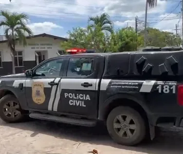 Irmãos gêmeos são presos por homicídio e roubo de moto na Bahia - Imagem