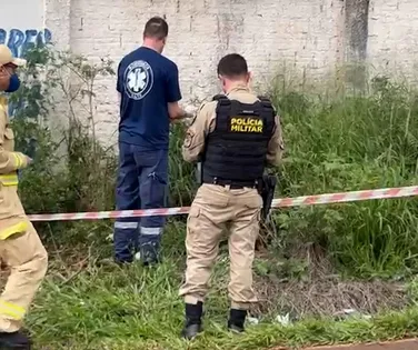 Jovem decapita homem e leva cabeça ao aniversário da irmã; entenda - Imagem