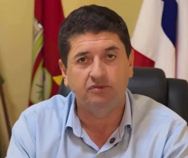 Justiça inicia processo que pode cassar prefeito de município da Bahia - Imagem