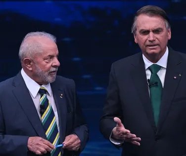 Lula deve deixar Bolsonaro de fora do perdão de Natal - Imagem