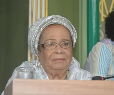 Lula lamenta morte de Mãe Carmen de Oxalá: "Manteve acesa a chama ancestral" - Imagem