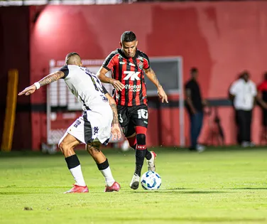 Oficial! Vitória anuncia contratação do atacante Erick em definitivo - Imagem