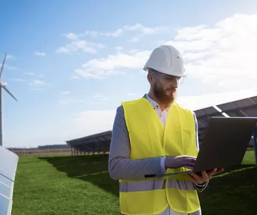 Profissão em alta deve criar mais de 700 mil empregos até 2030 - Imagem