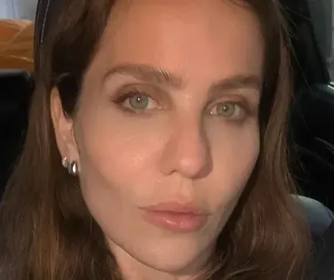 Repórter do SBT é assaltada durante transmissão ao vivo; veja - Imagem