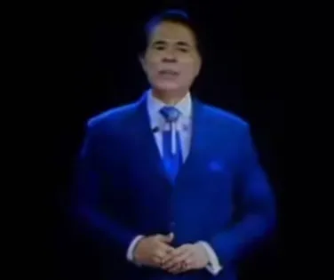 Silvio Santos feito por IA ‘discursa’ em inauguração do SBT News - Imagem
