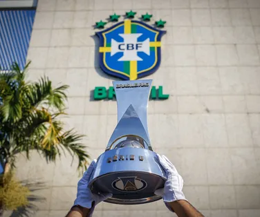 Técnico ex-Vitória é demitido após fracassar em levar clube à Série A - Imagem