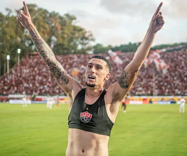 Vitória encaminha compra de pilar do time para 2026 - Imagem