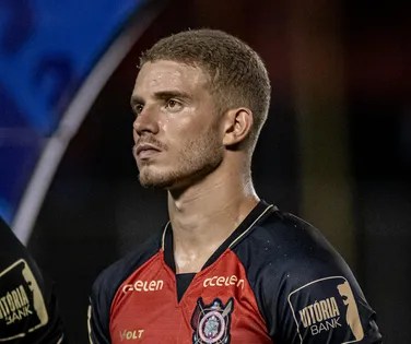 Volante que pertence ao Vitória chama atenção de time paulista - Imagem