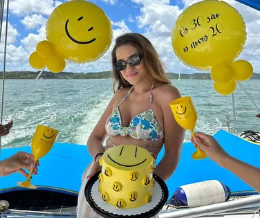 Aniversário no mar: saiba quanto custa e como organizar festas em lanchas ou escunas - Imagem