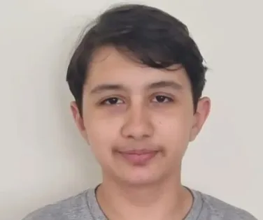 Aos 12 anos, jovem faz vestibular por diversão e passa: "Caminho certo" - Imagem