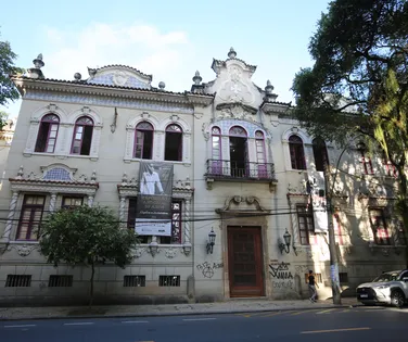 Arte de Rita GT pede reparação a mulher - Imagem