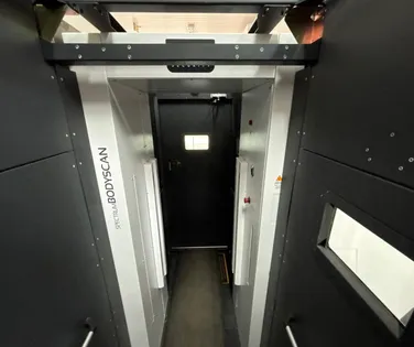 BodyScan apreende mais de 5 kg de drogas e flagra 91 visitantes - Imagem