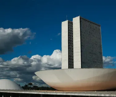 Câmara dos Deputados abre concurso com salários de mais de R$ 21 mil - Imagem
