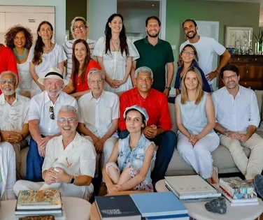 Candidato? Bellintani surge em foto com Lula na casa de Gil - Imagem