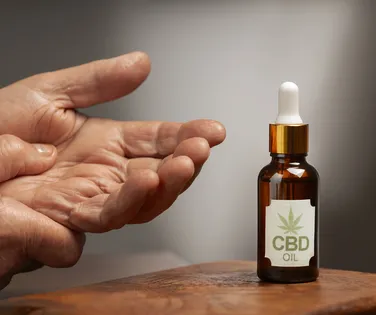 Cannabis medicinal: regular para proteger e cuidar - Imagem