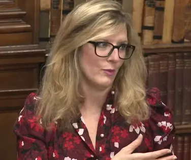 Caso Epstein: diretora jurídica do Goldman Sachs renuncia após escândalo - Imagem