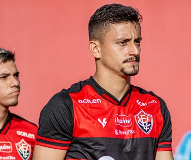 Ceará encaminha contratação de ex-lateral do Vitória - Imagem
