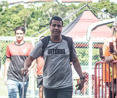 Chagas não descarta time principal do Vitória contra a Juazeirense - Imagem