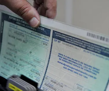Cobrança da taxa de licenciamento veicular pode acabar; entenda - Imagem